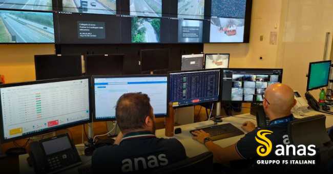 Anas Esodo Natale twitter 004