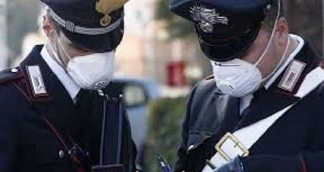 carabinieri mascherine coperte