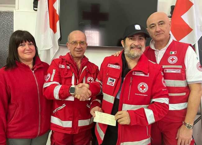 croce rossa vercelli lupo bianco