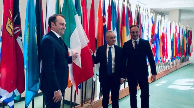 df9c7f06 f1ec 4d7c ba14 0e70286c3535