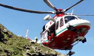 elicottero bianco salita costone primo piano