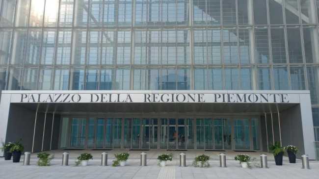 regione piemonte grattacielo