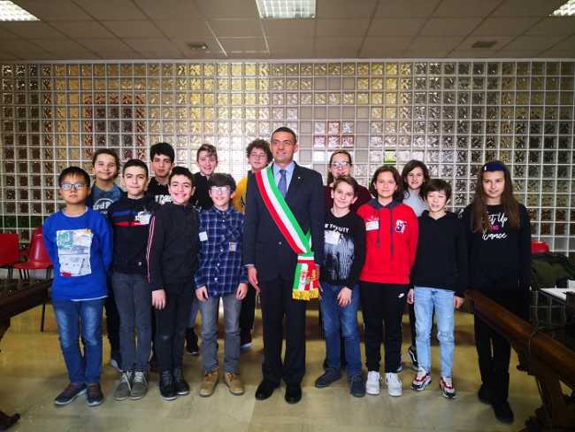 santhia consiglio ragazzi