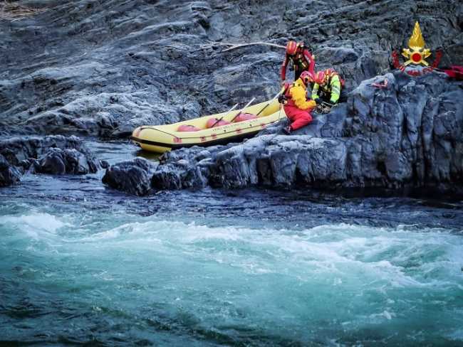 vigili del fuoco esercitazione fiume vocca