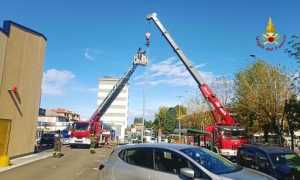 vigili del fuoco gru