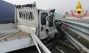 vigili del fuoco incidente autostrada