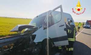 vigili del fuoco incidente furgone