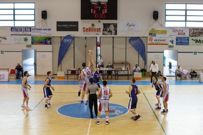 Maurizio Cerutti e Matteo Zanoli nel roster di Barberi Valsesia Basket