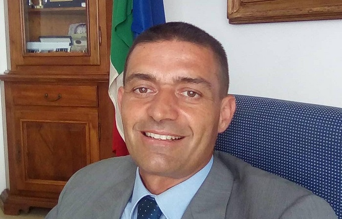 Cappuccio: "Santhià pronta a ospitare nel suo pit-stop i tamponi al personale scolastico"