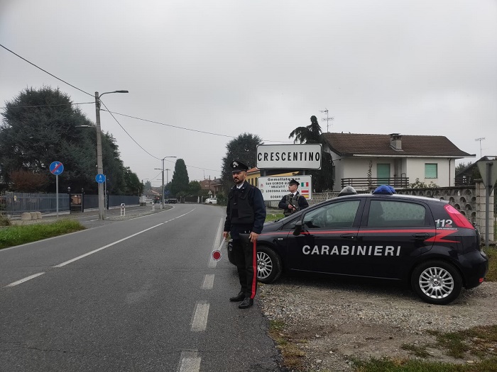 Anziana vedova fa scappare il falso carabiniere a gambe levate
