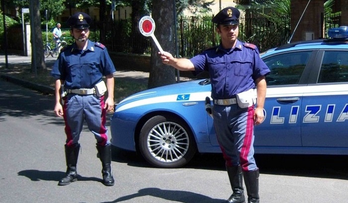Sequestrato carico di alimenti avariati in Valsesia