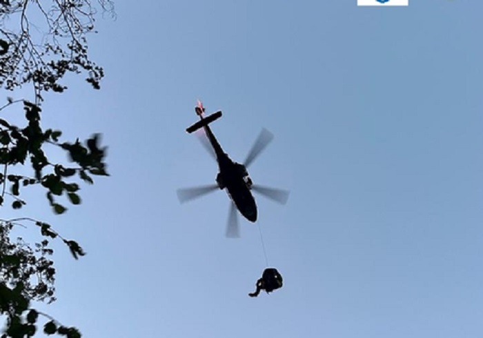 Soccorso con l'elicottero un escursionista in Valsesia