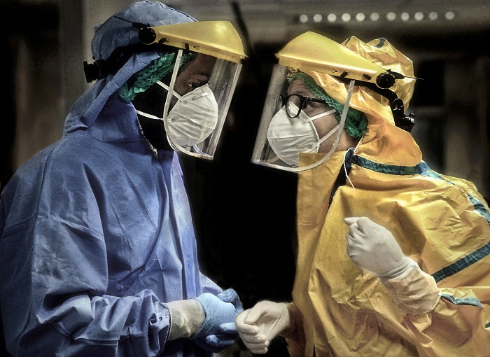 L’ospedale in tempo di Covid raccontato dagli scatti di Lella Beretta 