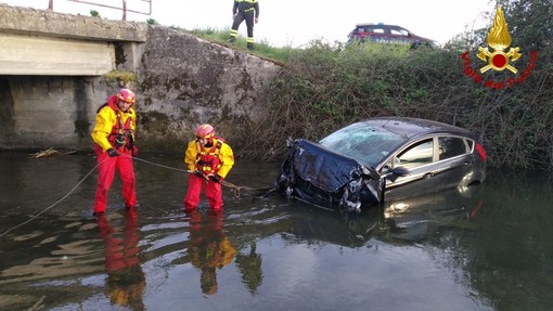 vigili del fuoco auto canale a
