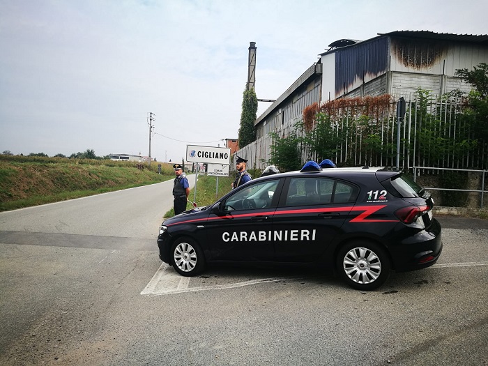 Furto con destrezza a Cigliano, due denunce
