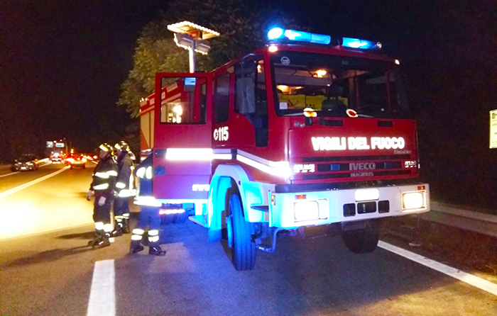 Patelli (Lega): "Aiutare i vigili del fuoco volontari, non tagliare sedi"