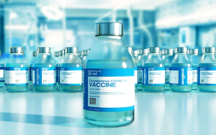 Lunedì partono le vaccinazioni degli over 80 e del personale di scuola. Ecco come prenotarsi