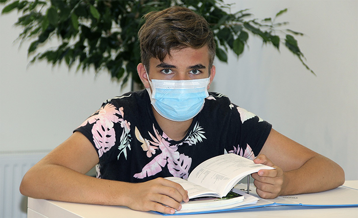 Piemonte: il 90% degli studenti over 12 ha aderito alla campagna vaccinale, 18mila gli immunizzati naturalmente