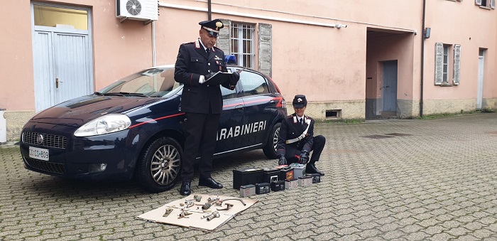 I carabinieri denunciano il ladro dell'isola ecologica a Gattinara