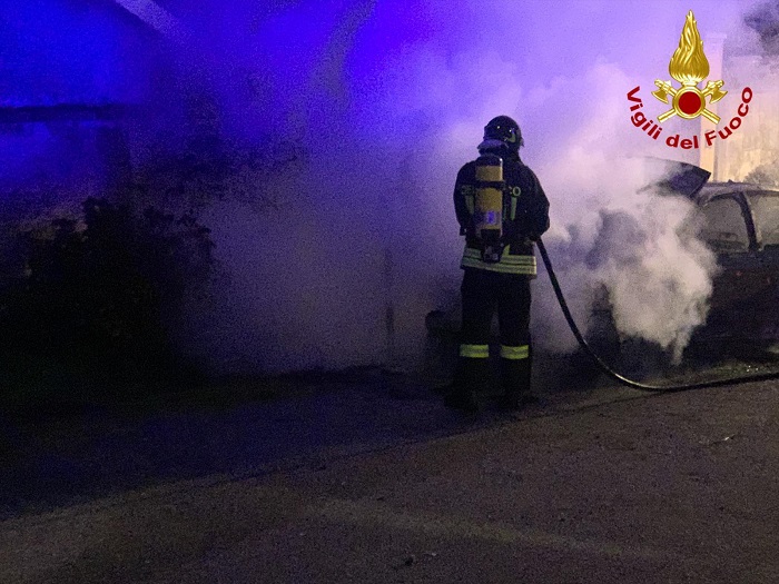 Incendio auto stamattina a Ghislarengo