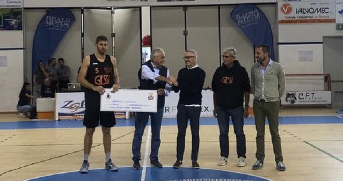 Gessi Basket: al palazzetto vince la solidarietà