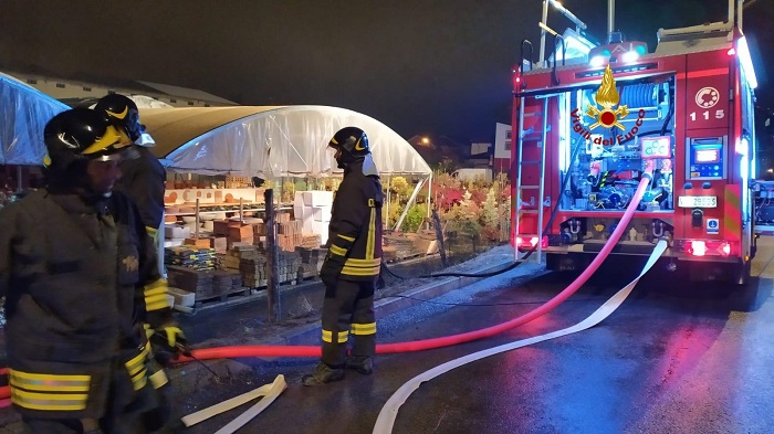 Incendio legnaia in frazione Morca di Varallo